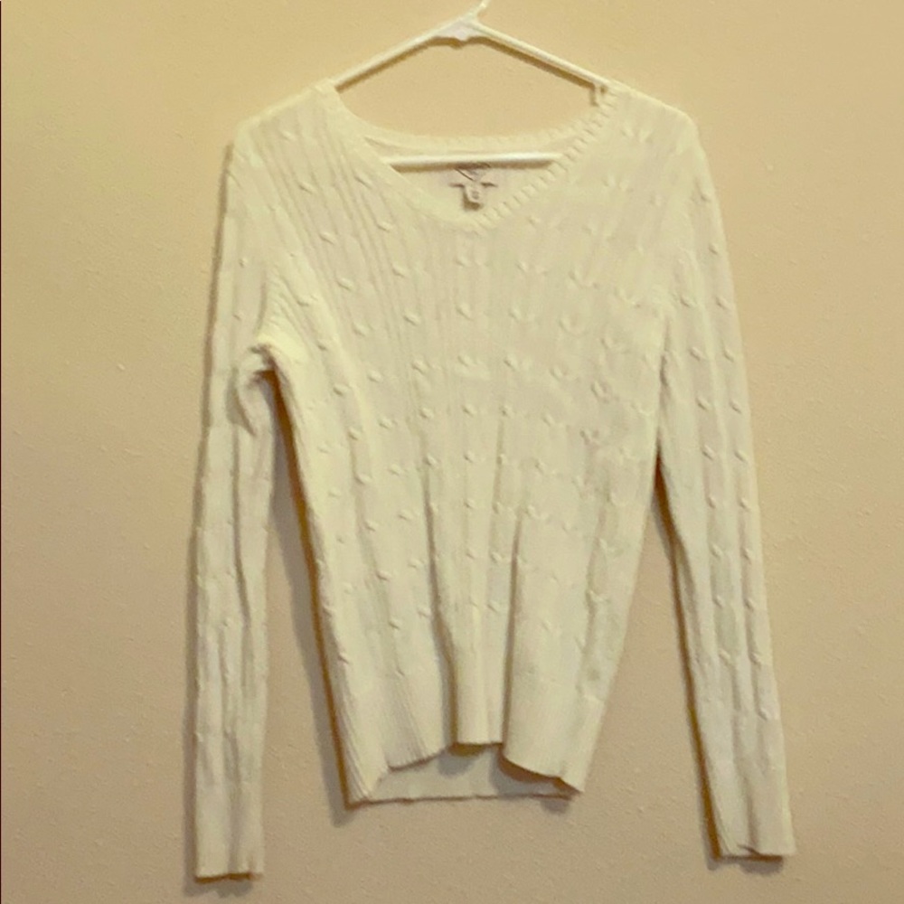 White long sleeve sweater